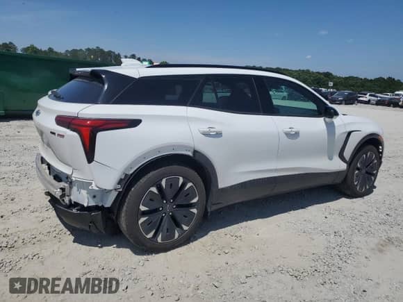 2024 Chevrolet Blazer EV eAWD RS z VIN 3GNKDCRJ9RS172180, wystawiony jako Copart lot #56962475 z przebiegiem 6 049 mil mil oraz Szkoda całkowita • Salvage title. Historia ofert i sprzedaży dostępna na DreamBid. Obrazek 3.