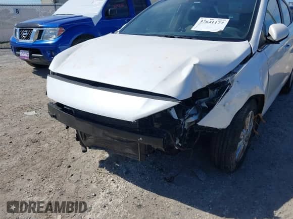 2019 Hyundai Accent SE с VIN 3KPC24A33KE058640, выставлен на аукционе IAAI как лот 37641177 с пробегом Не указан миль и . История ставок и продаж доступна на DreamBid. Изображение 6.
