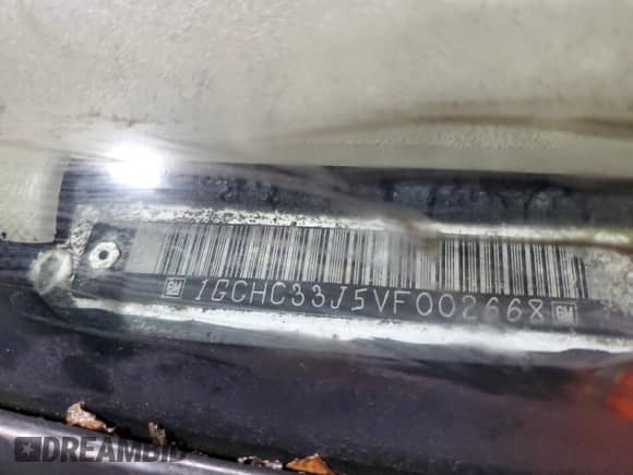 1997 Chevrolet Silverado 3500 с VIN 1GCHC33J5VF002668, выставлен на аукционе Copart как лот 87199575 с пробегом 156 834 миль миль и Чистый • Clean title. История ставок и продаж доступна на DreamBid. Изображение 12.