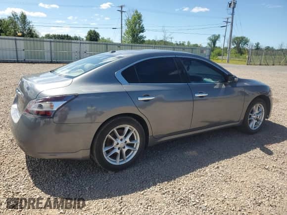 2014 Nissan Maxima SV z VIN 1N4AA5AP4EC488147, wystawiony jako Copart lot #66165805 z przebiegiem 44 113 mil mil oraz Szkoda całkowita • Salvage title. Historia ofert i sprzedaży dostępna na DreamBid. Obrazek 3.