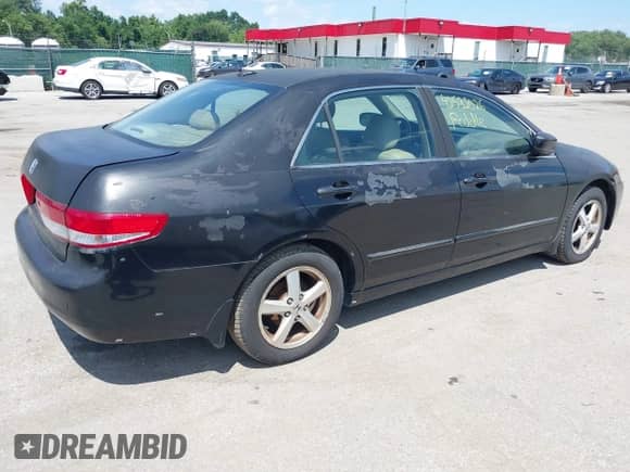 2004 Honda Accord EX with VIN 1HGCM567X4A073560, listed as a IAAI auction lot 42532026 with 216,469 mi miles and . Bid and sale history available at DreamBid. Image 4.