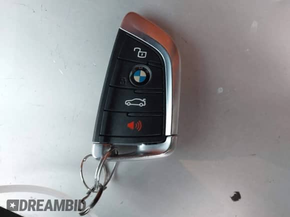 2022 BMW M3 Competition z VIN WBS33AY09NFL79043, wystawiony jako IAAI lot #42180934 z przebiegiem 31 837 mil mil oraz . Historia ofert i sprzedaży dostępna na DreamBid. Obrazek 11.