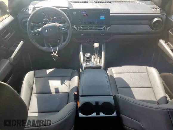 2024 Chevrolet Colorado 4WD Trail Boss с VIN 1GCPTEEK0R1153904, выставлен на аукционе Copart как лот 69063285 с пробегом 23 092 миль миль и Списание • Salvage title. История ставок и продаж доступна на DreamBid. Изображение 8.