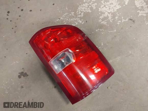 2007 Chevrolet Silverado 1500 1LT с VIN 1GCEK19C17Z553328, выставлен на аукционе IAAI как лот 41981500 с пробегом 145 800 миль миль и . История ставок и продаж доступна на DreamBid. Изображение 12.