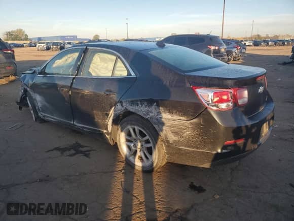 2013 Chevrolet Malibu Eco with VIN 1G11F5RR2DF121030, listed as a Copart auction lot 86263035 with 172,617 mi miles and Clean title. Bid and sale history available at DreamBid. Image 2.