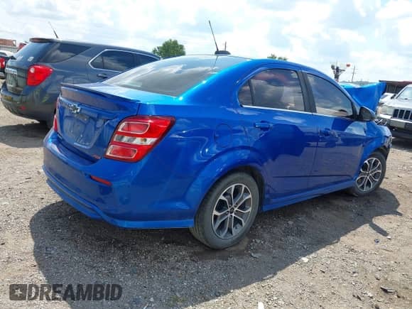 2020 Chevrolet Sonic LT with VIN 1G1JD5SB1L4104295, listed as a IAAI auction lot 43033588 with 83,954 mi miles and . Bid and sale history available at DreamBid. Image 4.