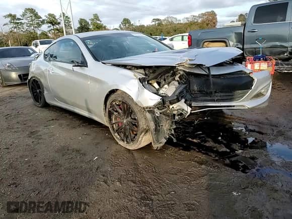 2013 Hyundai Genesis Coupe Track с VIN KMHHU6KJ0DU107687, выставлен на аукционе Copart как лот 89103525 с пробегом 76 085 миль миль и Списание • Salvage title. История ставок и продаж доступна на DreamBid. Изображение 11.