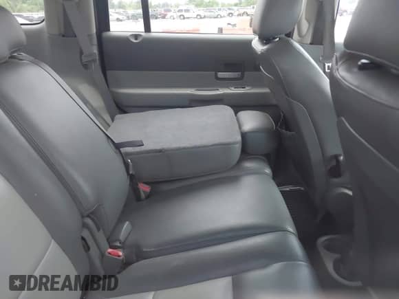 2009 Dodge Durango with VIN 1D8HB48T79F701892, listed as a IAAI auction lot 42440523 with 181,771 mi miles and . Bid and sale history available at DreamBid. Image 8.