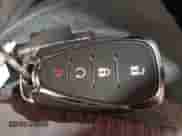 2022 Chevrolet TrailBlazer LT z VIN KL79MRSL5NB044785, wystawiony jako IAAI lot #42253894 z przebiegiem 25 984 mil mil oraz . Historia ofert i sprzedaży dostępna na DreamBid. Obrazek 11.