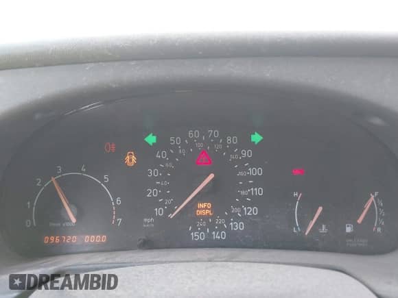 1998 Saab 900 with VIN YS3DD78B3W7002788, listed as a IAAI auction lot 42584479 with 96,720 mi miles and . Bid and sale history available at DreamBid. Image 7.