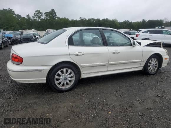 2004 Hyundai Sonata GLS z VIN KMHWF35H84A044428, wystawiony jako Copart lot #70746914 z przebiegiem 207 210 mil mil oraz Szkoda całkowita • Salvage title. Historia ofert i sprzedaży dostępna na DreamBid. Obrazek 3.