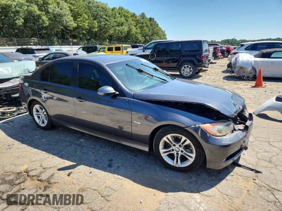 2008 BMW 3 Series 328i with VIN WBAVA33538KX89270, listed as a Copart auction lot 71548215 with 171,690 mi miles and Salvage title. Bid and sale history available at DreamBid. Image 4.