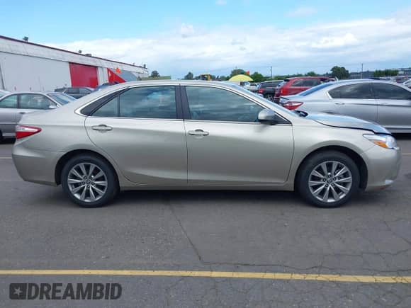2017 Toyota Camry Hybrid LE с VIN 4T1BD1FK0HU214367, выставлен на аукционе IAAI как лот 42282862 с пробегом 92 960 миль миль и . История ставок и продаж доступна на DreamBid. Изображение 13.