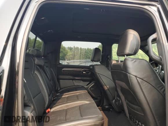 2025 Ram 1500 RHO z VIN 1C6SRFUP2SN716789, wystawiony jako Copart lot #67345525 z przebiegiem 3 039 mil mil oraz Szkoda całkowita • Salvage title. Historia ofert i sprzedaży dostępna na DreamBid. Obrazek 10.