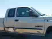 2000 Dodge 2500 with VIN 3B7KF236XYG142236, listed as a IAAI auction lot 42470859 with 341,432 mi miles and . Bid and sale history available at DreamBid. Image 13.