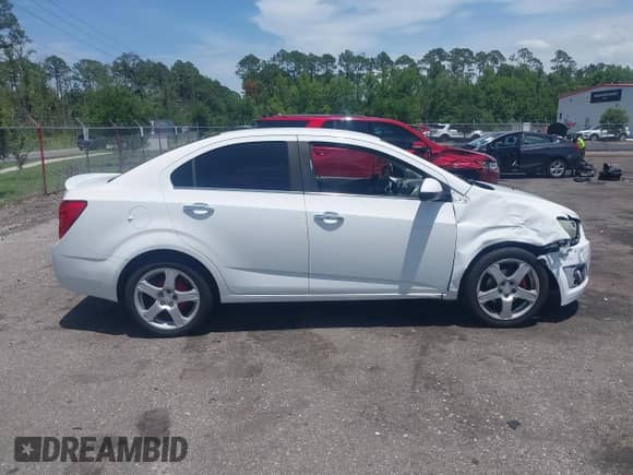 2016 Chevrolet Sonic LTZ с VIN 1G1JE5SB3G4123966, выставлен на аукционе IAAI как лот 42481714 с пробегом 167 905 миль миль и . История ставок и продаж доступна на DreamBid. Изображение 13.