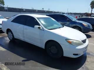 2002 Toyota Camry LE с VIN JTDBE32K720020808, выставлен на аукционе IAAI как лот 41849196 с пробегом 150 546 миль миль и . История ставок и продаж доступна на DreamBid. Изображение 1.