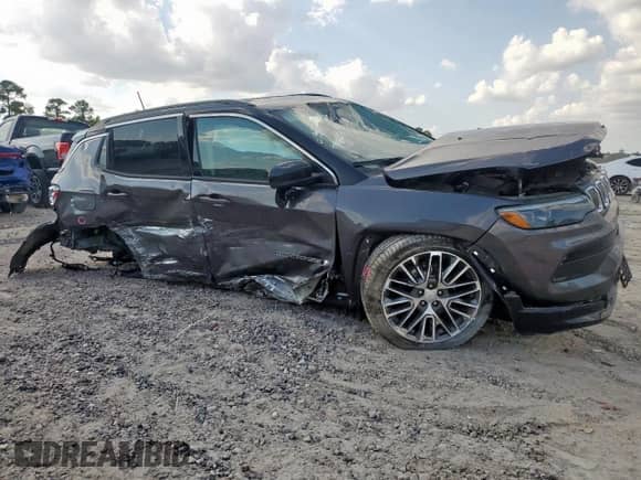 2022 Jeep Compass Limited с VIN 3C4NJDCB5NT209803, выставлен на аукционе Copart как лот 70729855 с пробегом 44 269 миль миль и Списание • Salvage title. История ставок и продаж доступна на DreamBid. Изображение 4.