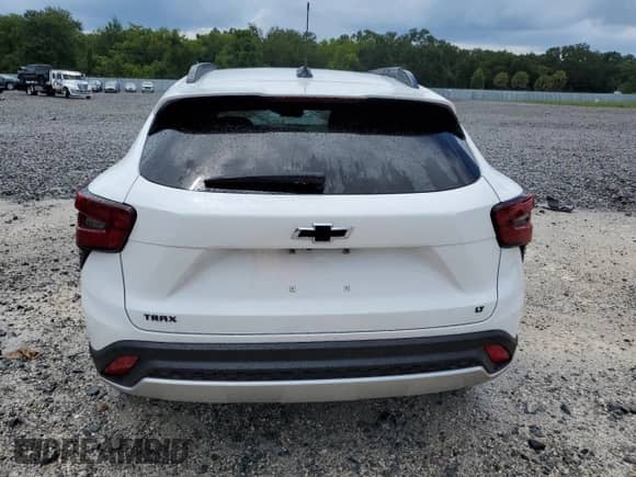 2025 Chevrolet Trax LT с VIN KL77LHEP1SC193168, выставлен на аукционе Copart как лот 82175955 с пробегом 3 005 миль миль и На запчасти • Non repairable. История ставок и продаж доступна на DreamBid. Изображение 6.