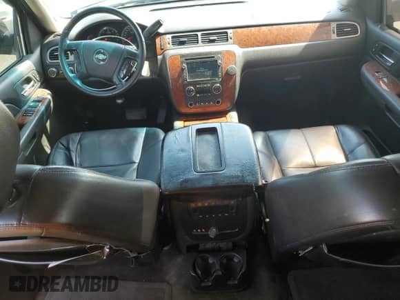 2008 Chevrolet Tahoe 1LT z VIN 1GNFK13038J118028, wystawiony jako Copart lot #64286585 z przebiegiem 236 500 mil mil oraz Nie do naprawy • Non repairable. Historia ofert i sprzedaży dostępna na DreamBid. Obrazek 8.