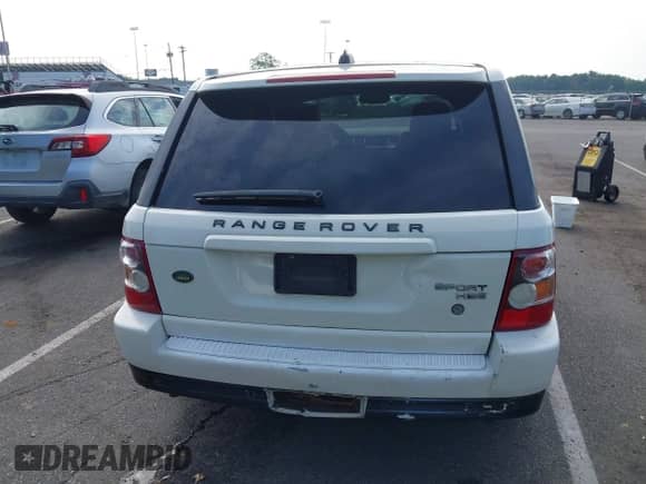 2006 Land Rover Range Rover Sport HSE with VIN SALSF25496A950013, listed as a IAAI auction lot 42856754 with 159,437 mi miles and . Bid and sale history available at DreamBid. Image 16.