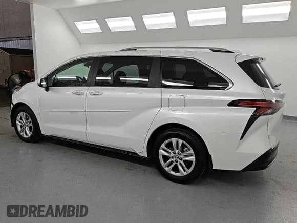 2024 Toyota Sienna Limited с VIN 5TDZRKEC7RS217633, выставлен на аукционе Copart как лот 56478865 с пробегом 2 893 миль миль и Чистый • Clean title. История ставок и продаж доступна на DreamBid. Изображение 2.