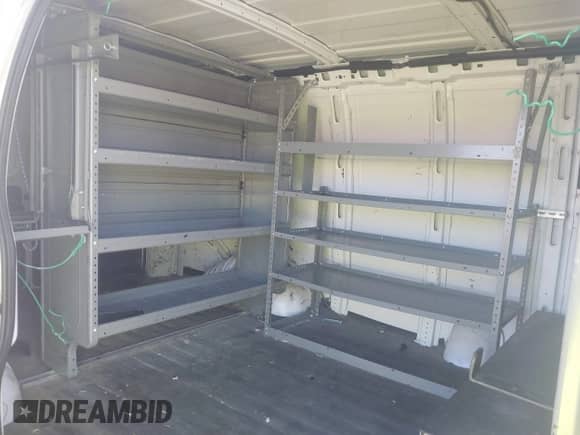 2013 Chevrolet Express Cargo z VIN 1GCWGFCA9D1141338, wystawiony jako IAAI lot #43226135 z przebiegiem 196 290 mil mil oraz . Historia ofert i sprzedaży dostępna na DreamBid. Obrazek 8.