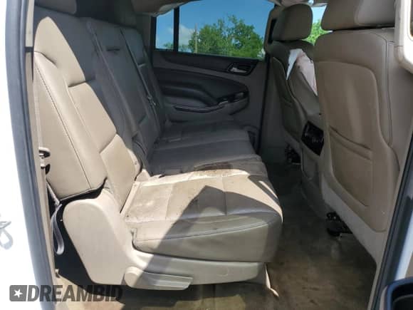 2015 Chevrolet Suburban LT с VIN 1GNSKJKC3FR277477, выставлен на аукционе Copart как лот 63811835 с пробегом Не указан миль и Списание • Salvage title. История ставок и продаж доступна на DreamBid. Изображение 11.