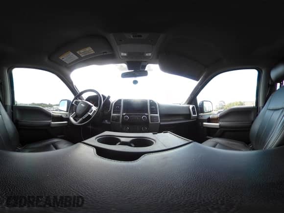 2020 Ford F-150 XL с VIN 1FTEW1EP3LFA20843, выставлен на аукционе IAAI как лот 43174291 с пробегом 86 095 миль миль и . История ставок и продаж доступна на DreamBid. Изображение 18.