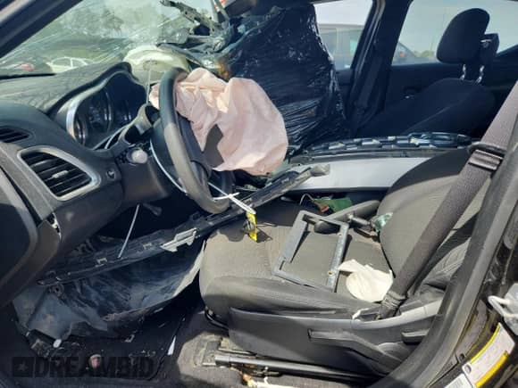 2014 Dodge Avenger SE с VIN 1C3CDZAG6EN217715, выставлен на аукционе Copart как лот 84275365 с пробегом Не указан миль и Списание • Salvage title. История ставок и продаж доступна на DreamBid. Изображение 7.