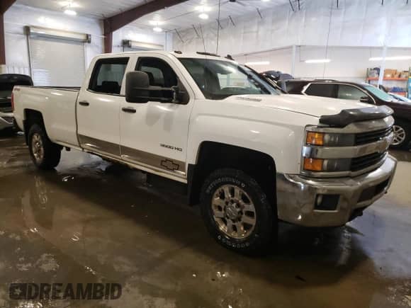 2015 Chevrolet Silverado 3500HD LT с VIN 1GC4KZC89FF154603, выставлен на аукционе Copart как лот 88771005 с пробегом 235 152 миль миль и Списание • Salvage title. История ставок и продаж доступна на DreamBid. Изображение 4.