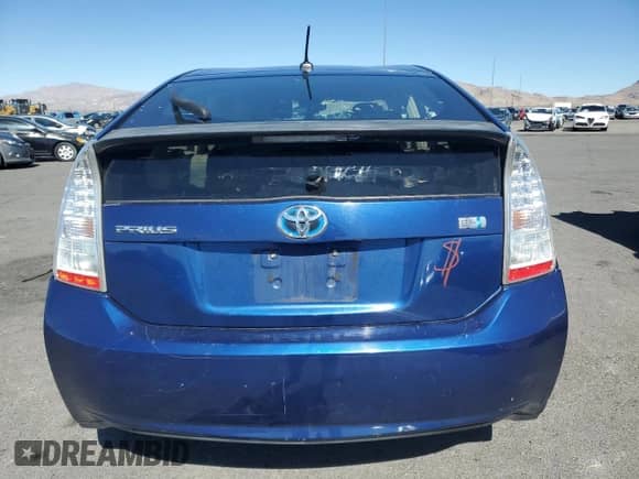 2010 Toyota Prius II with VIN JTDKN3DUXA0175737, listed as a Copart auction lot 84049035 with 321,474 mi miles and Clean title. Bid and sale history available at DreamBid. Image 6.