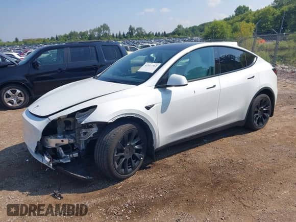 2023 Tesla Model Y Long Range с VIN 7SAYGAEE5PF708297, выставлен на аукционе IAAI как лот 42927362 с пробегом 27 230 миль миль и . История ставок и продаж доступна на DreamBid. Изображение 16.