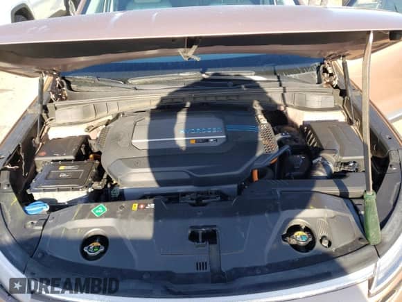 2020 Hyundai NEXO Limited z VIN KM8J84A69LU007979, wystawiony jako Copart lot #81294644 z przebiegiem 21 640 mil mil oraz Szkoda całkowita • Salvage title. Historia ofert i sprzedaży dostępna na DreamBid. Obrazek 12.