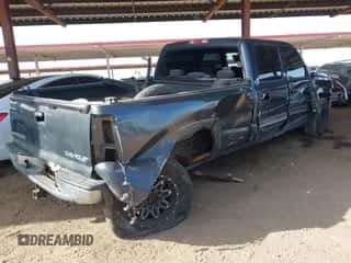 2003 Chevrolet Silverado 1500HD LS с VIN 1GCGC13U63F251746, выставлен на аукционе IAAI как лот 42175163 с пробегом Не указан миль и . История ставок и продаж доступна на DreamBid. Изображение 6.