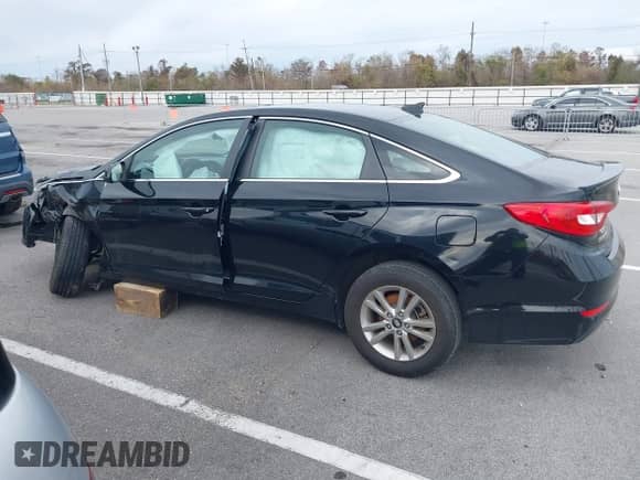 2017 Hyundai Sonata SE с VIN 5NPE24AF5HH521255, выставлен на аукционе IAAI как лот 41298193 с пробегом 145 452 миль миль и . История ставок и продаж доступна на DreamBid. Изображение 14.