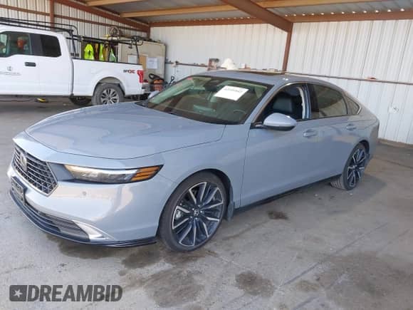 2024 Honda Accord Touring z VIN 1HGCY2F80RA011944, wystawiony jako IAAI lot #42191842 z przebiegiem 34 616 mil mil oraz . Historia ofert i sprzedaży dostępna na DreamBid. Obrazek 16.