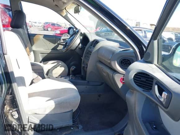 2005 Hyundai Santa Fe GLS с VIN KM8SC73D25U007390, выставлен на аукционе IAAI как лот 40127766 с пробегом 177 690 миль миль и . История ставок и продаж доступна на DreamBid. Изображение 5.