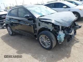 2020 Hyundai Kona SEL с VIN KM8K22AA9LU397691, выставлен на аукционе IAAI как лот 43150929 с пробегом 48 506 миль миль и . История ставок и продаж доступна на DreamBid. Изображение 1.