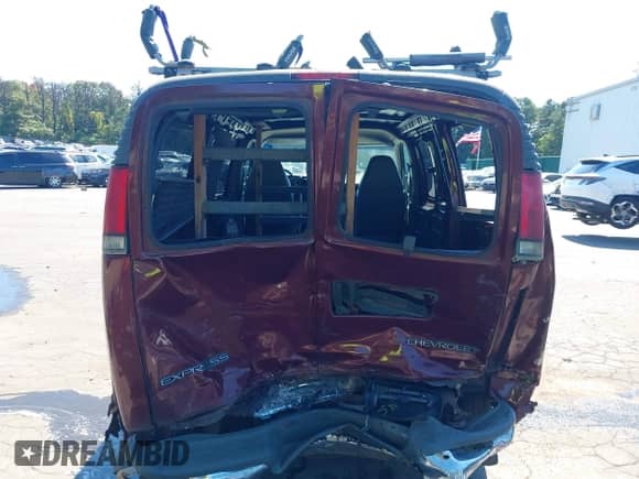 2000 Chevrolet Express с VIN 1GCEG15W8Y1215569, выставлен на аукционе IAAI как лот 43208587 с пробегом 111 087 миль миль и . История ставок и продаж доступна на DreamBid. Изображение 16.