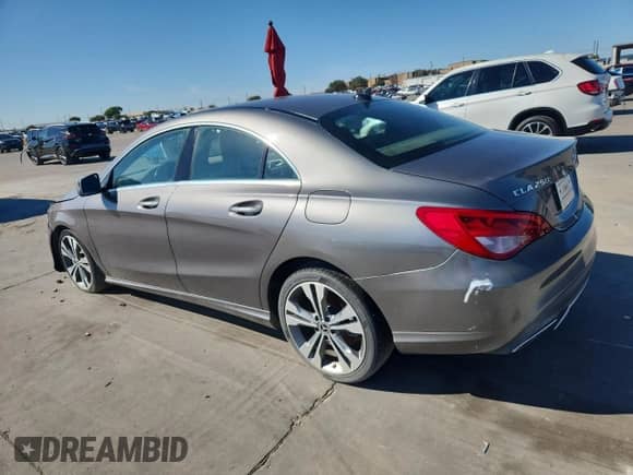 2018 Mercedes-Benz CLA 250 с VIN WDDSJ4EB8JN527222, выставлен на аукционе Copart как лот 86710435 с пробегом 73 759 миль миль и Списание • Salvage title. История ставок и продаж доступна на DreamBid. Изображение 2.