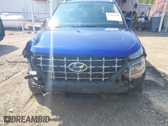 2022 Hyundai Venue SEL with VIN KMHRC8A35NU186989, listed as a IAAI auction lot 43007296 with 37,444 mi miles and . Bid and sale history available at DreamBid. Image 6.