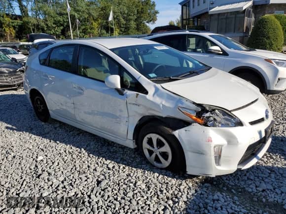 2014 Toyota Prius Two с VIN JTDKN3DU4E0376801, выставлен на аукционе Copart как лот 85595915 с пробегом 120 737 миль миль и Чистый • Clean title. История ставок и продаж доступна на DreamBid. Изображение 4.