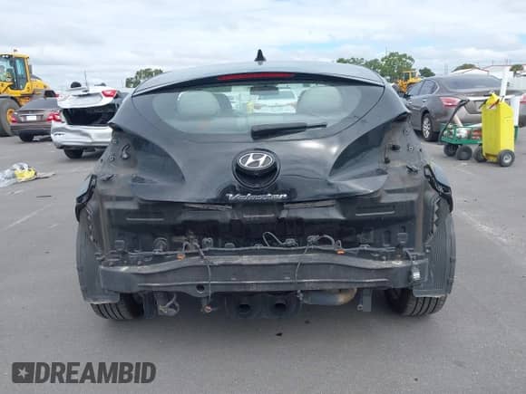 2013 Hyundai Veloster w/Black Int with VIN KMHTC6AD0DU106306, listed as a IAAI auction lot 43409235 with 82,350 mi miles and . Bid and sale history available at DreamBid. Image 6.