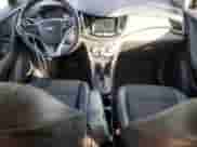2018 Chevrolet Trax LT с VIN 3GNCJPSB6JL149462, выставлен на аукционе Copart как лот 84202485 с пробегом 92 443 миль миль и Списание • Salvage title. История ставок и продаж доступна на DreamBid. Изображение 8.