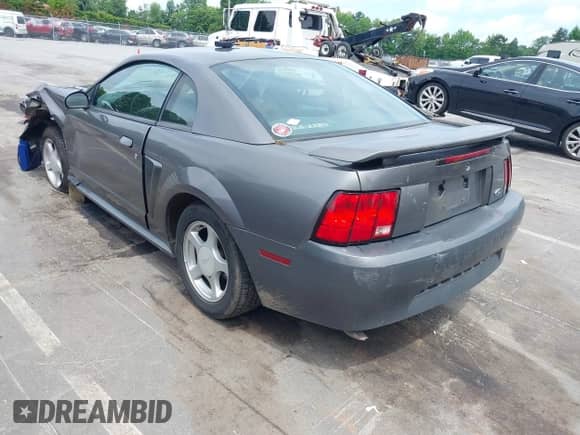 2004 Ford Mustang Standard с VIN 1FAFP404X4F100535, выставлен на аукционе IAAI как лот 42457701 с пробегом 114 589 миль миль и . История ставок и продаж доступна на DreamBid. Изображение 3.