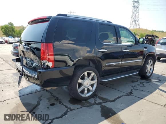 2014 Cadillac Escalade Luxury z VIN 1GYS4BEF0ER228650, wystawiony jako Copart lot #66401995 z przebiegiem 97 586 mil mil oraz Szkoda całkowita • Salvage title. Historia ofert i sprzedaży dostępna na DreamBid. Obrazek 3.