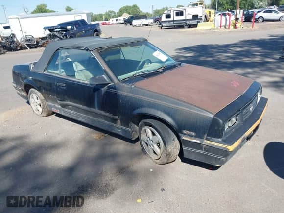 1986 Chevrolet Cavalier with VIN 1G1JE67W1G7187925, listed as a IAAI auction lot 42623392 with Not provided miles and . Bid and sale history available at DreamBid. Image 1.