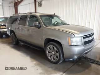 2009 Chevrolet Suburban 2LT с VIN 1GNFK26309R162437, выставлен на аукционе IAAI как лот 43423431 с пробегом 271 633 миль миль и . История ставок и продаж доступна на DreamBid. Изображение 1.