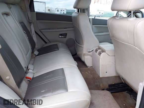 2005 Jeep Grand Cherokee Limited с VIN 1J4HR58N85C562489, выставлен на аукционе IAAI как лот 43012794 с пробегом 163 499 миль миль и . История ставок и продаж доступна на DreamBid. Изображение 8.